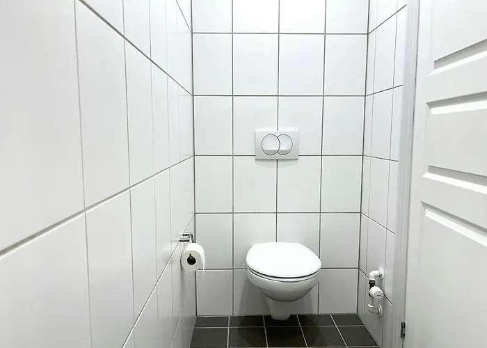 And Spacious For 8 In Vestbyen * Ålborg